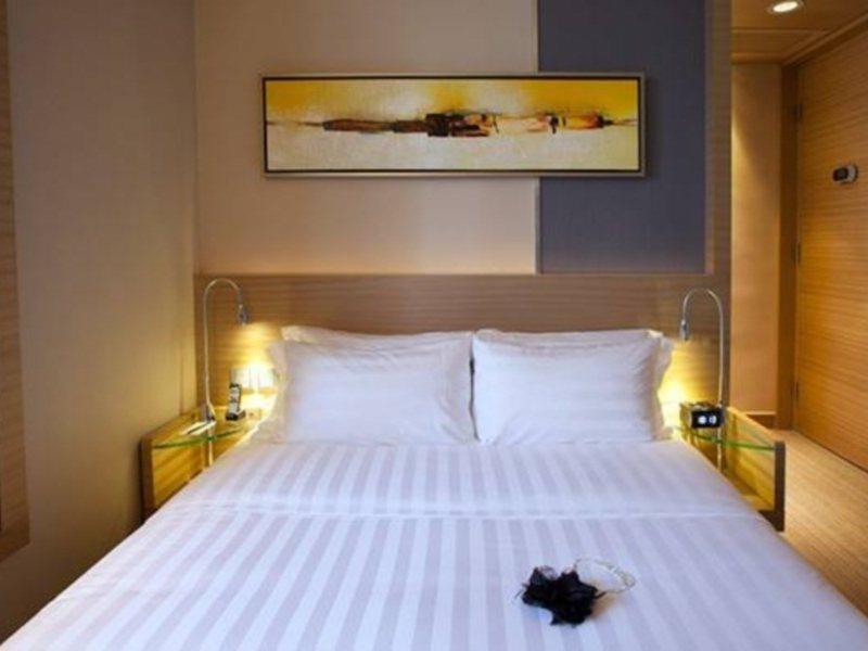 Rosedale Hotel Kowloon Hongkong Zewnętrze zdjęcie