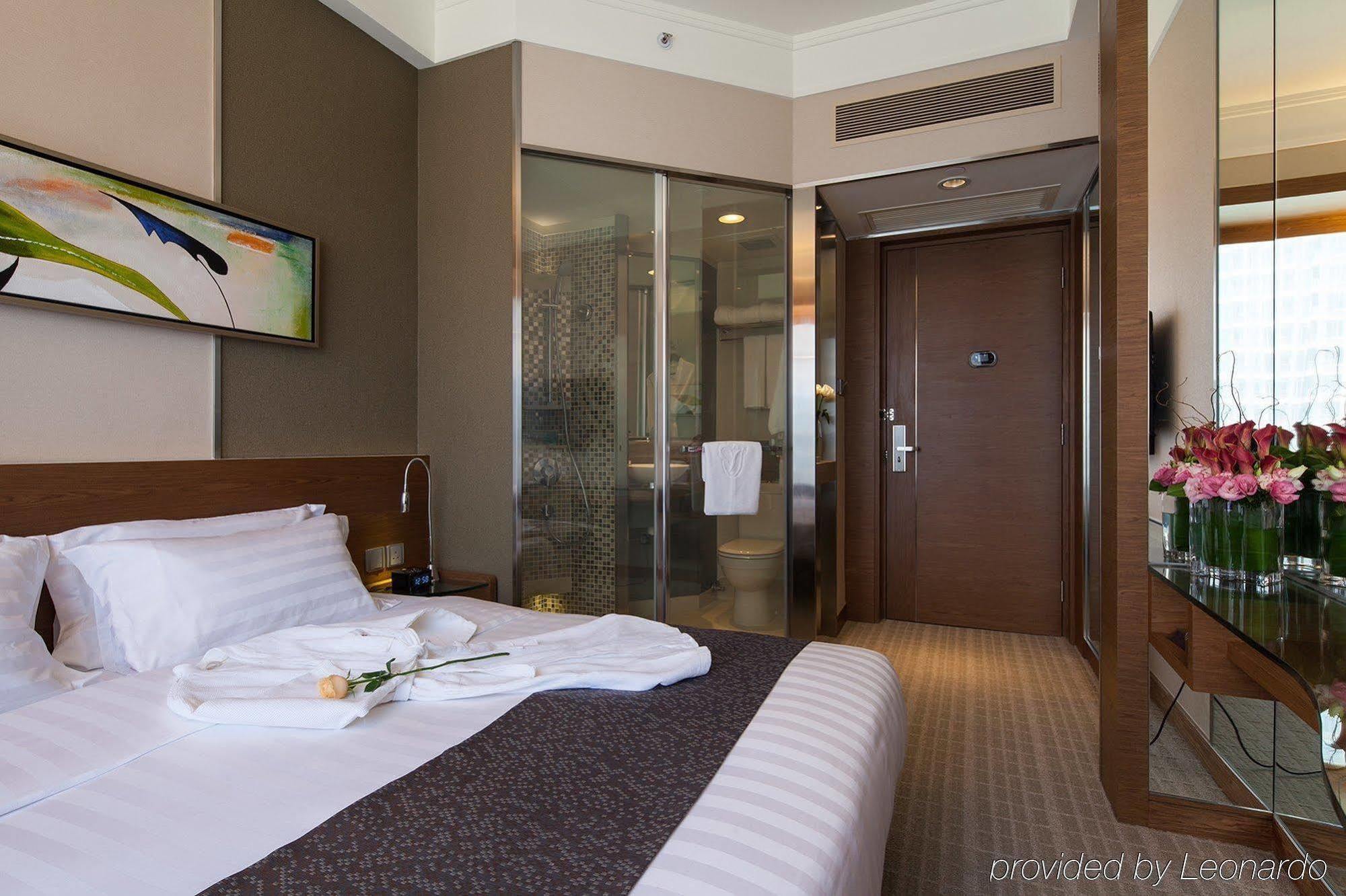 Rosedale Hotel Kowloon Hongkong Zewnętrze zdjęcie